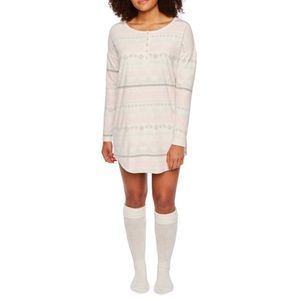 NWT Sleep Chic Nightshirt w/ Knee High Cozy Socks